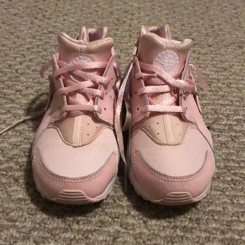 Nike youth size 2